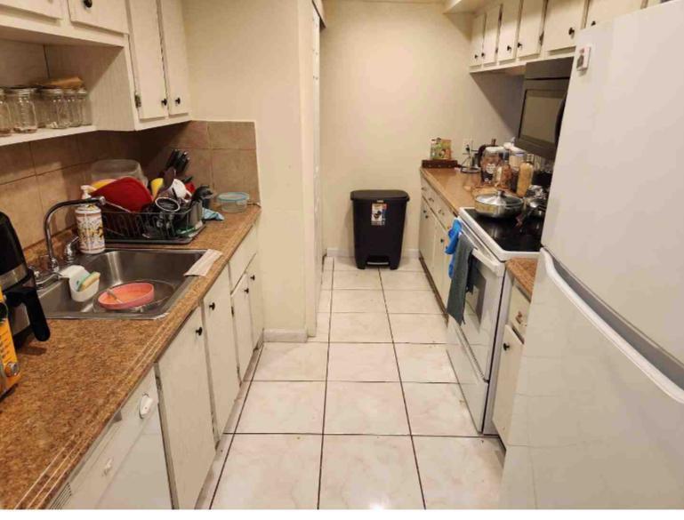 2061 NW 46th Avenue G101