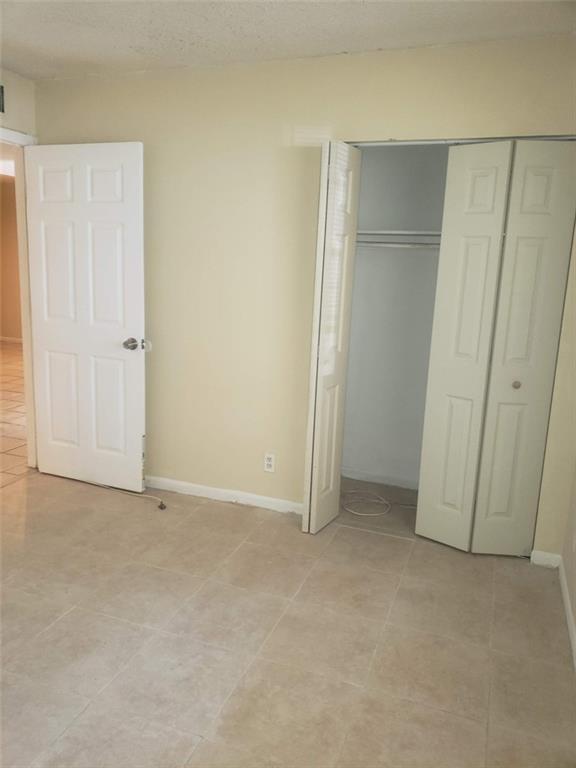cypress chase north no3 c - Residential