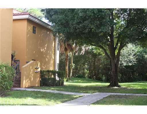 3840 Coral Tree Circle 3840
