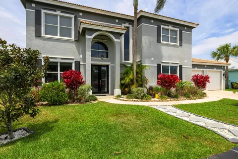 8315 SE Governors Way, Hobe Sound, FL MLS: R11085237