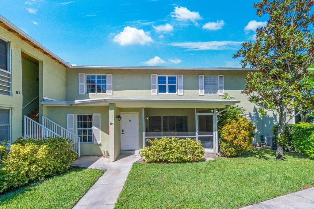 Photo of 12036 Alternate A1a #B5, Palm Beach Gardens, FL 33410 (MLS # R10932506)