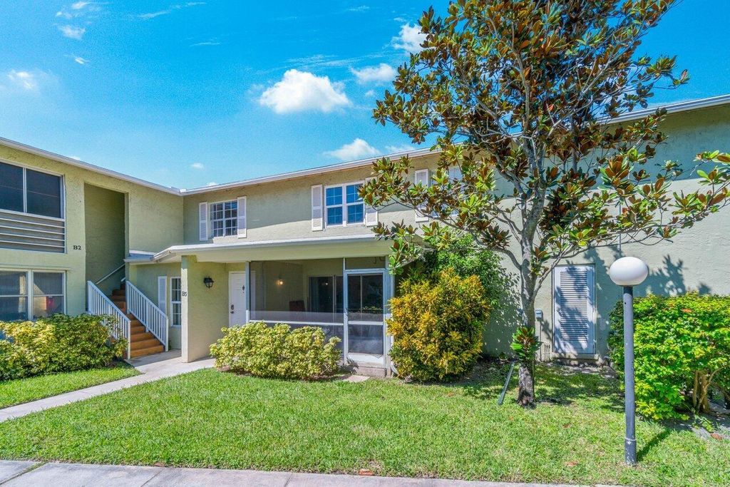 Photo of 12036 Alternate A1a #B5, Palm Beach Gardens, FL 33410 (MLS # R10932506)