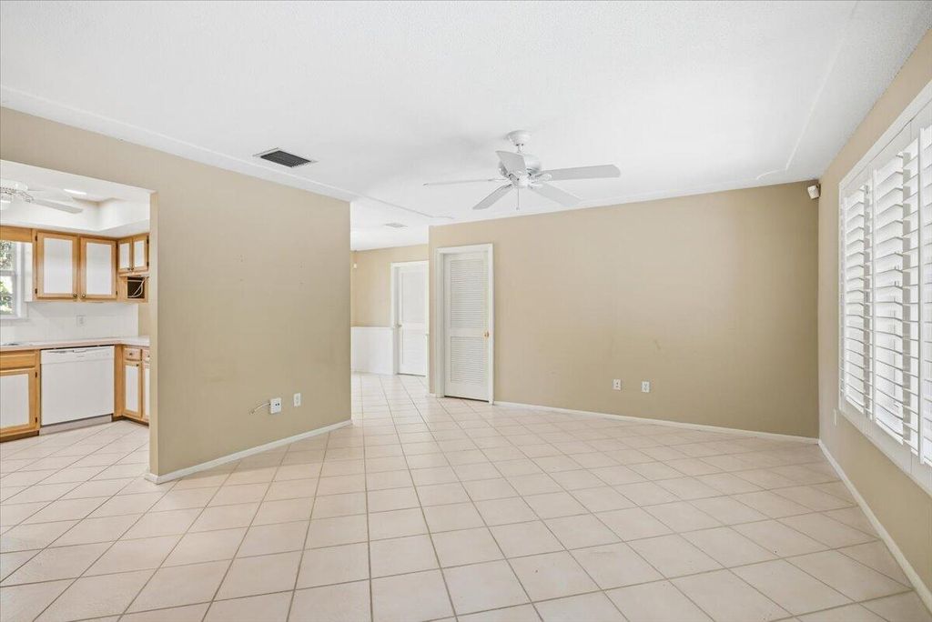 Photo of 284 35th Avenue, Vero Beach, FL 32968 (MLS # B26010451)