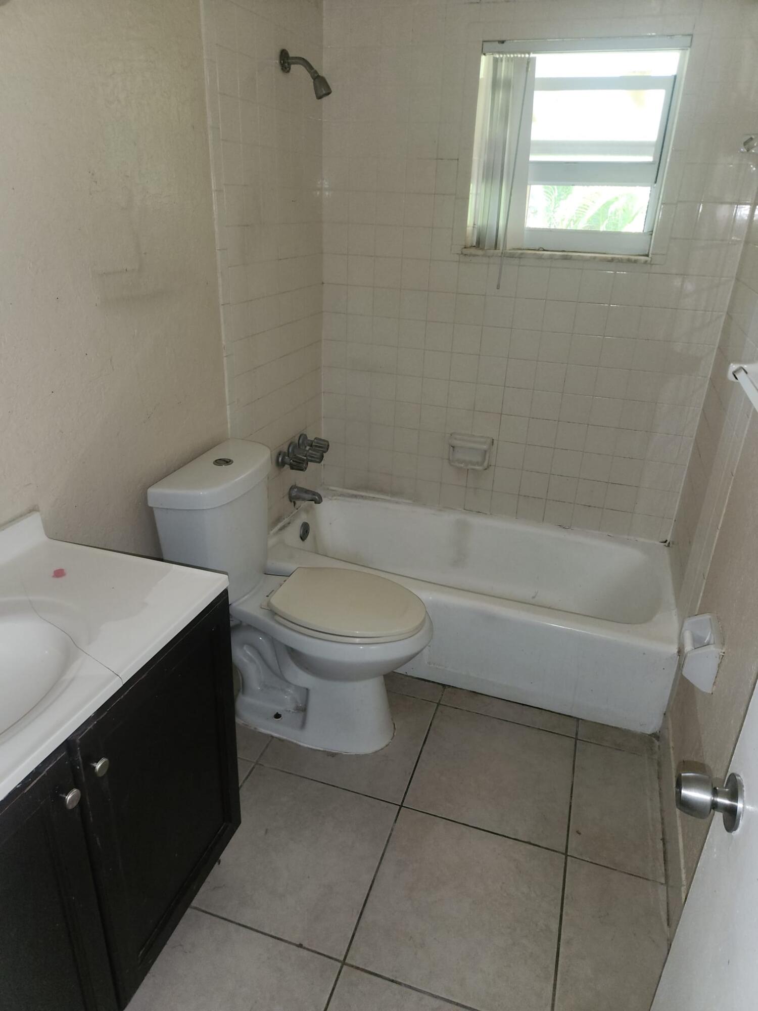 ENCLAVE SANDPIPER CONDO - Residential
