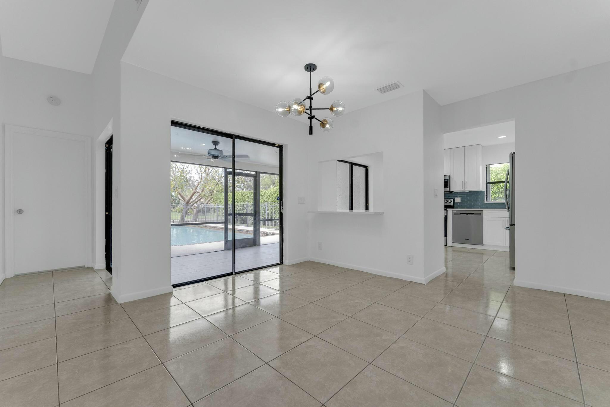 10084 Camelback Lane