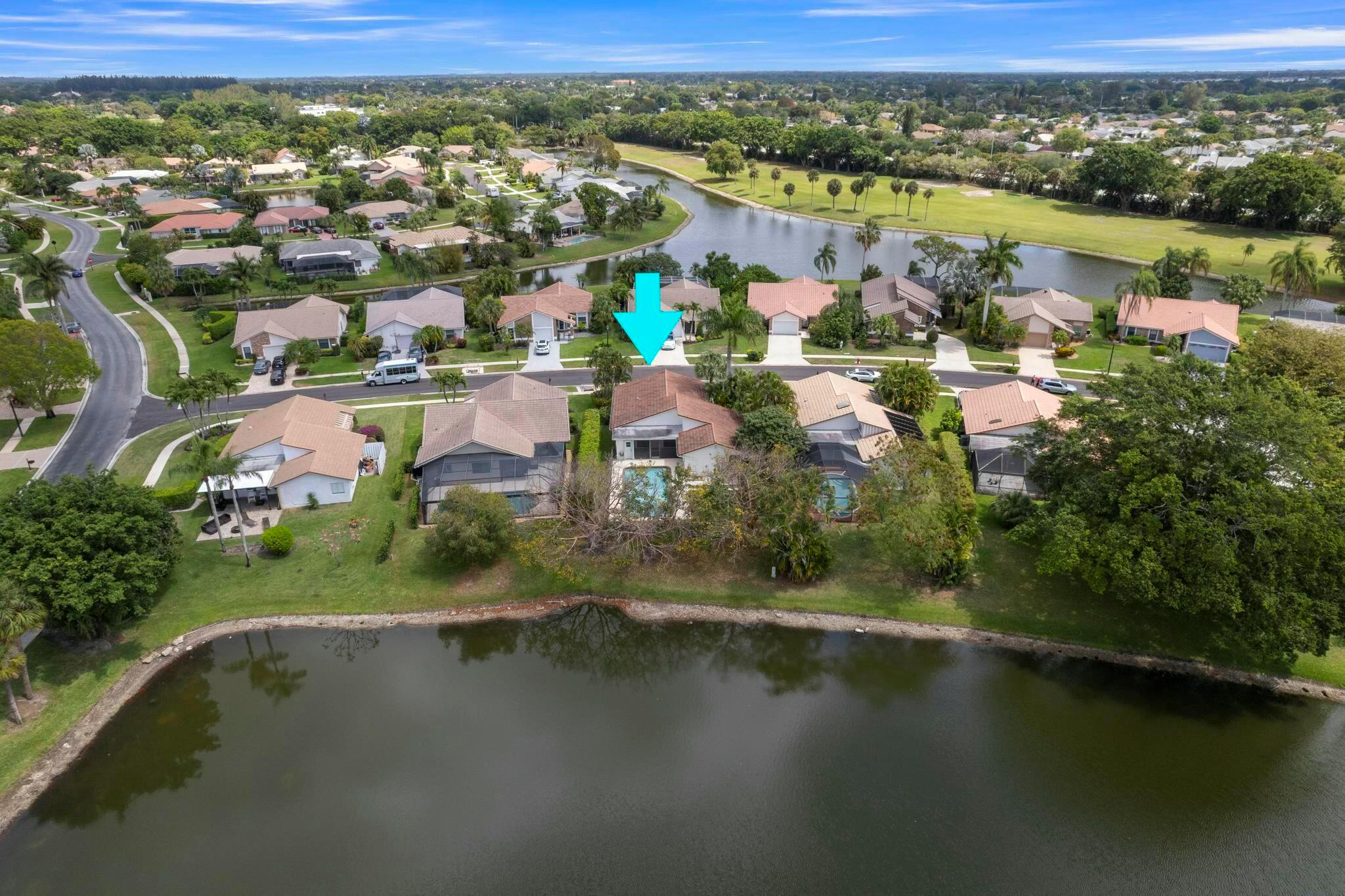 10084 Camelback Lane