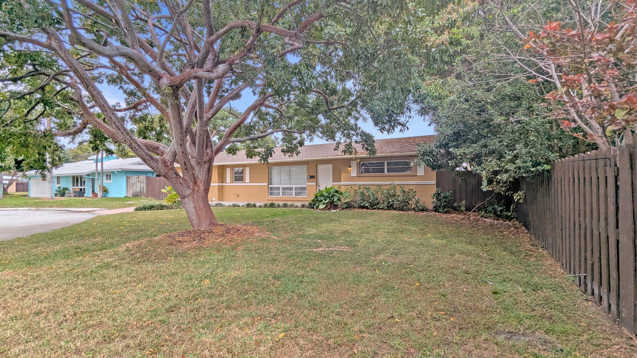 1170 NE 26th Avenue