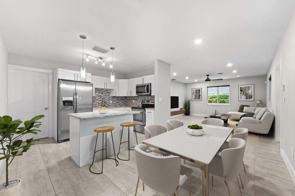Photo of 1633 SW 30th Avenue, Fort Lauderdale, FL 33312 (MLS # B26058298)