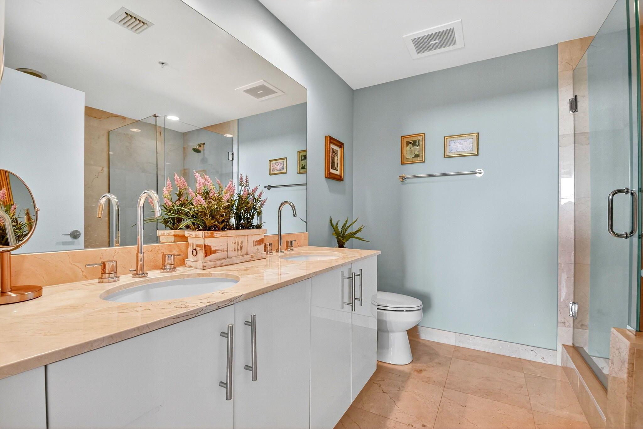 CITYPLACE SOUTH TOWER CON - Residential