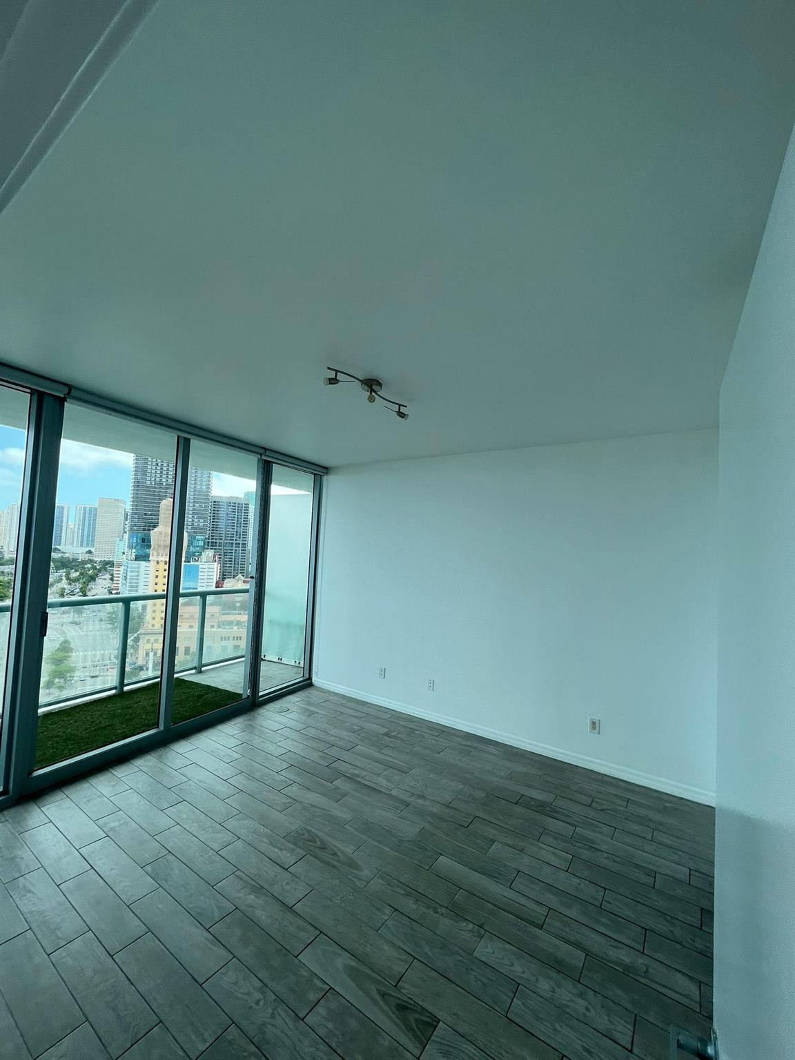 Marinablue Condo - Residential Lease