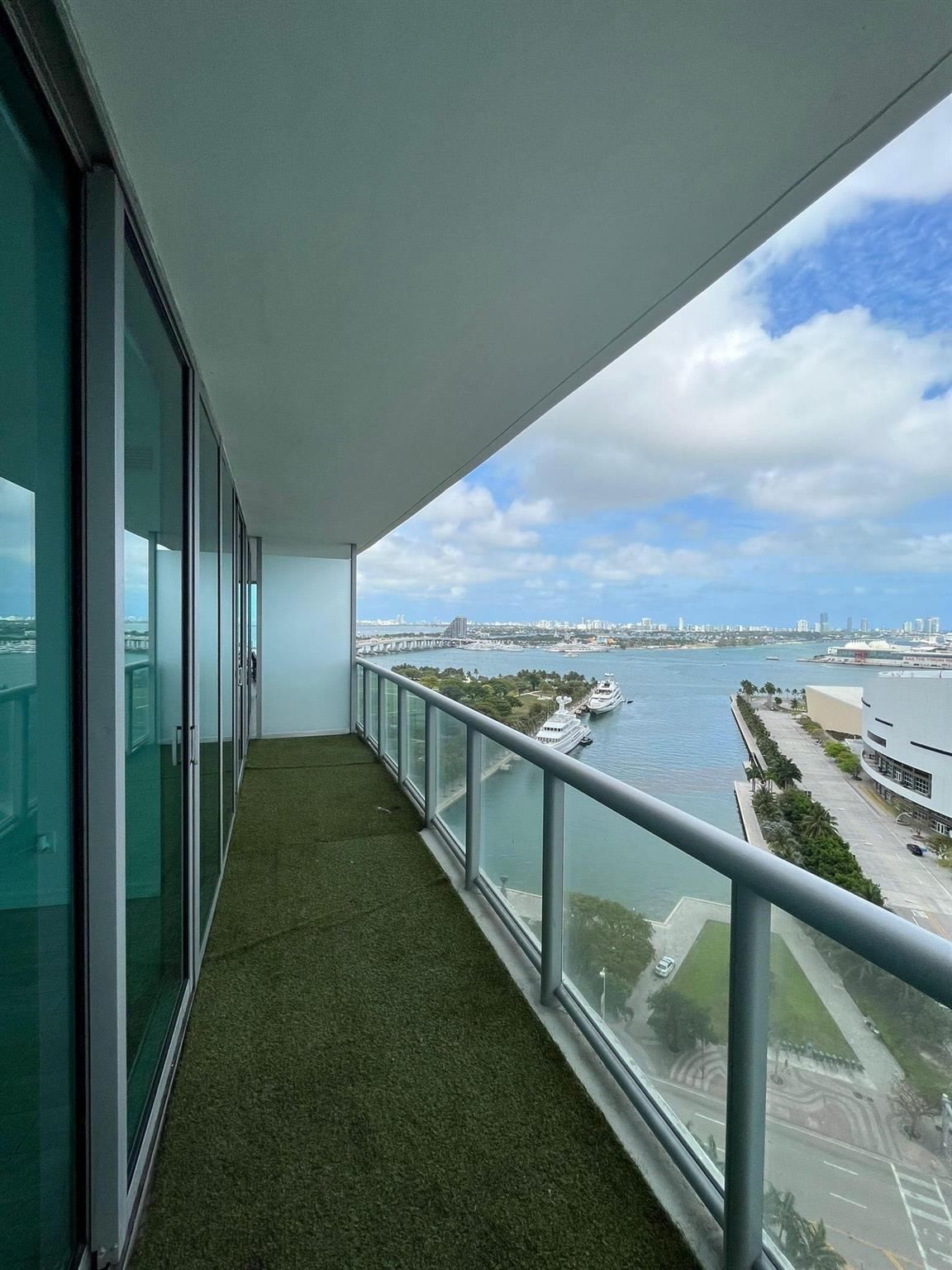 Marinablue Condo - Residential Lease
