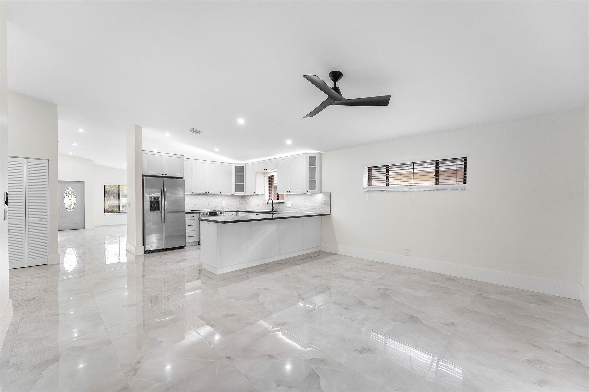 NOB HILL VILLAGE - Residential Lease