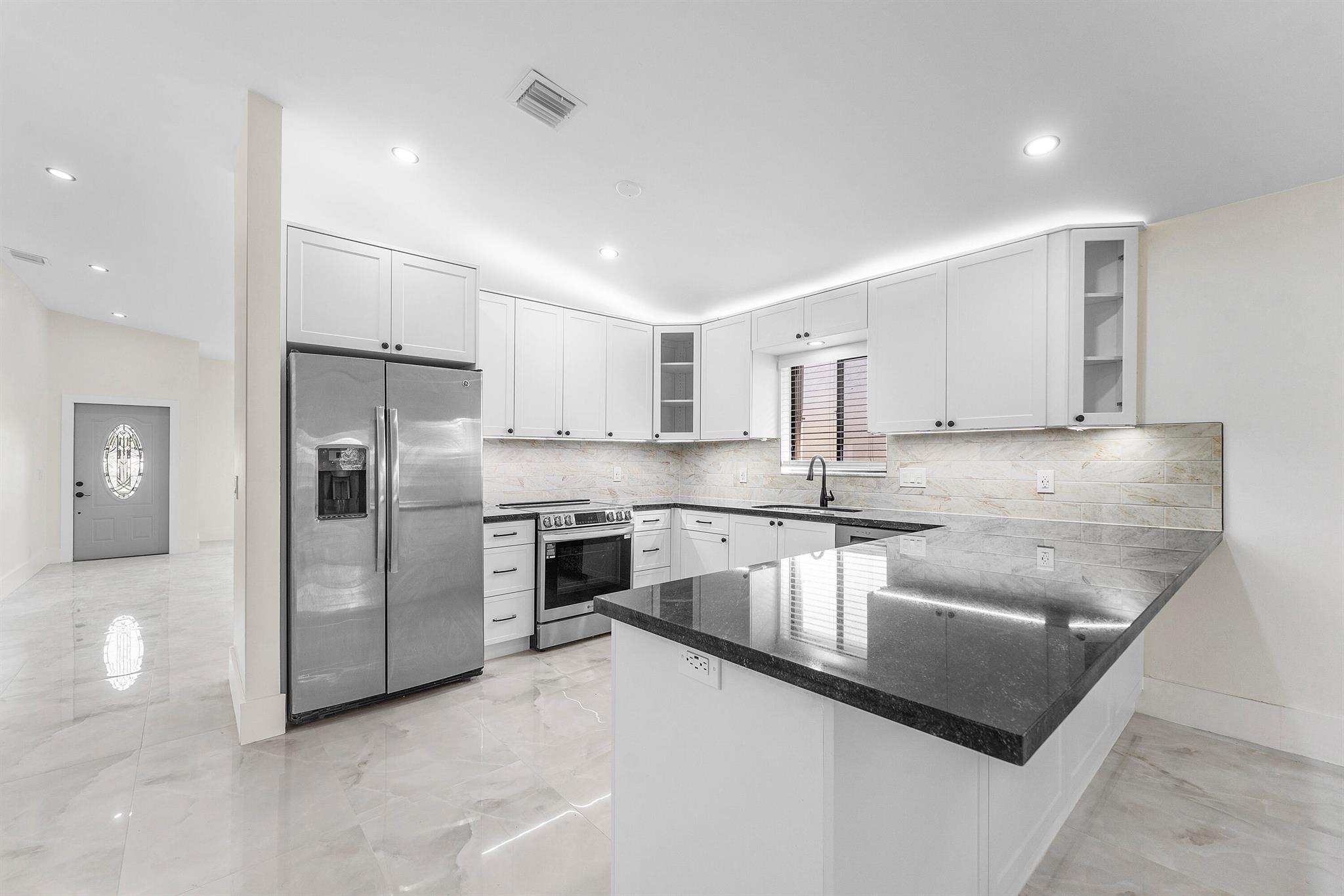 NOB HILL VILLAGE - Residential Lease