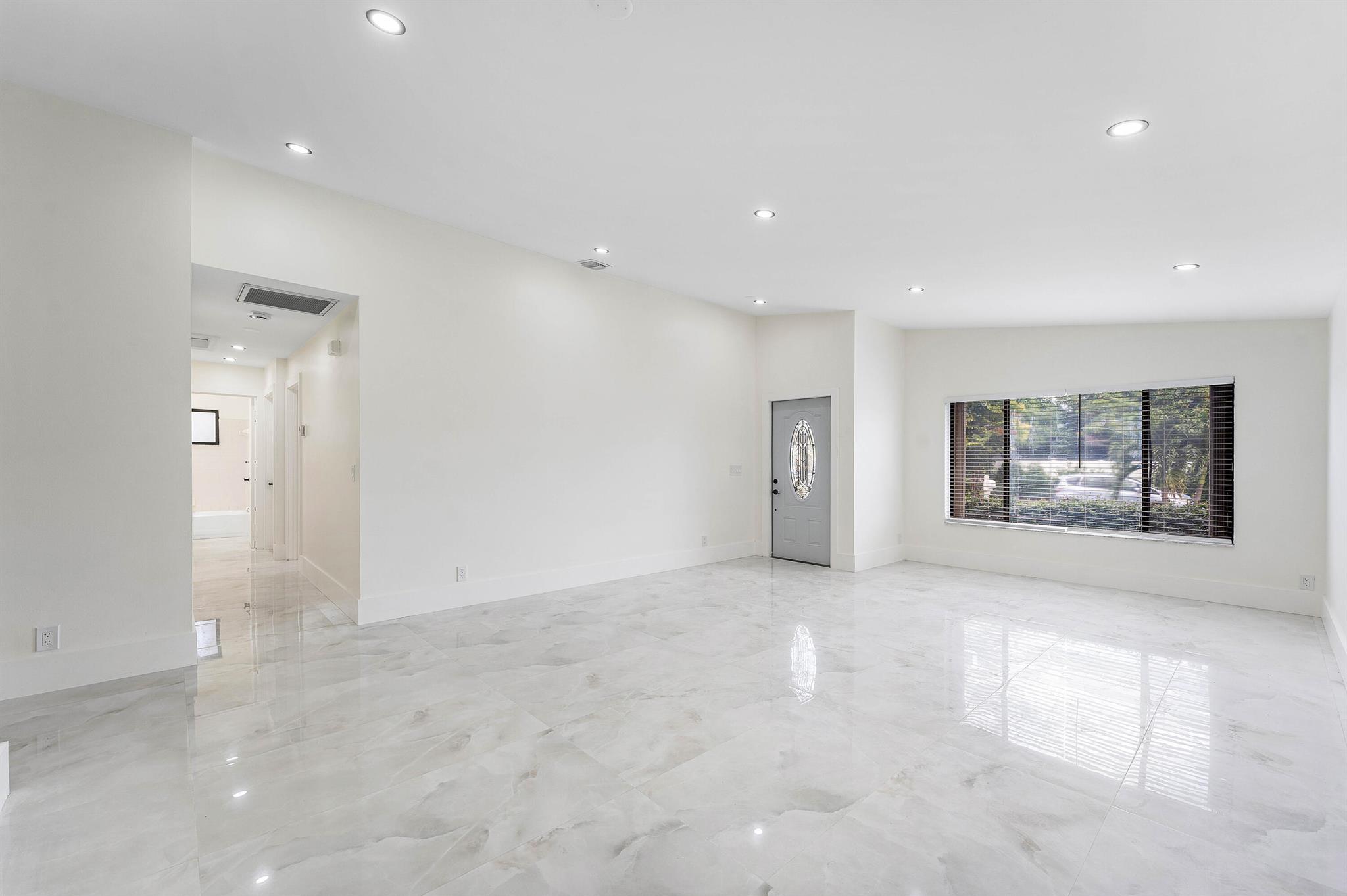 NOB HILL VILLAGE - Residential Lease