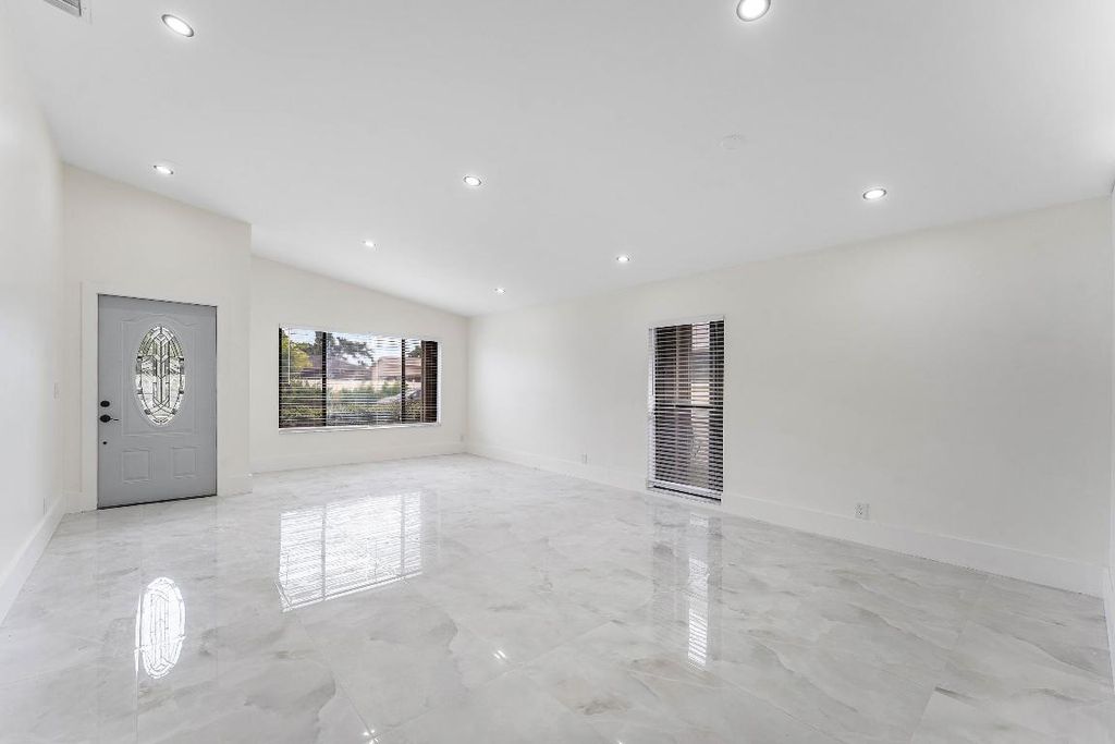 Photo of 1531 SW 102nd Terrace, Davie, FL 33324 (MLS # R11139032)