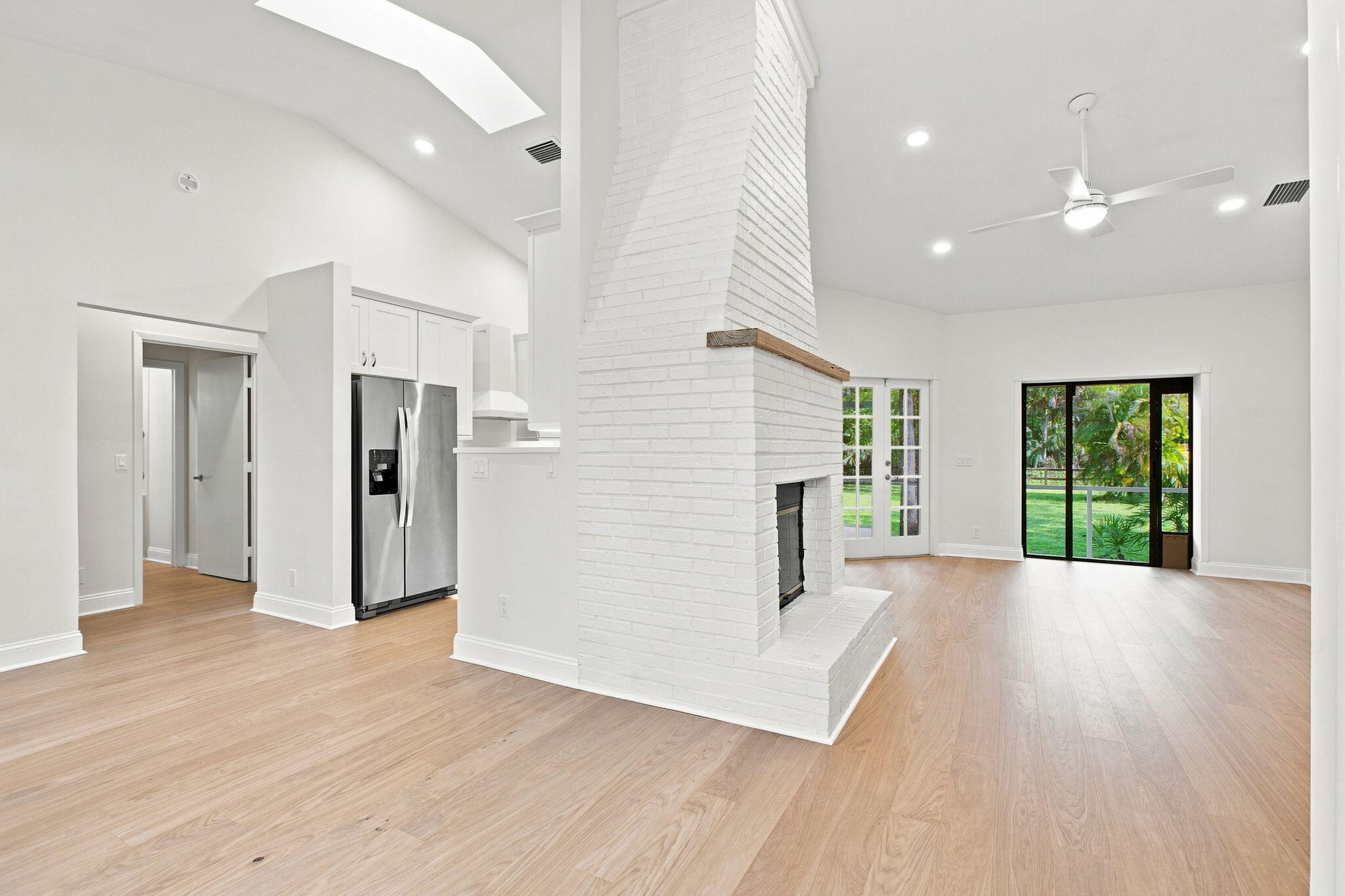 10681 154th Road N