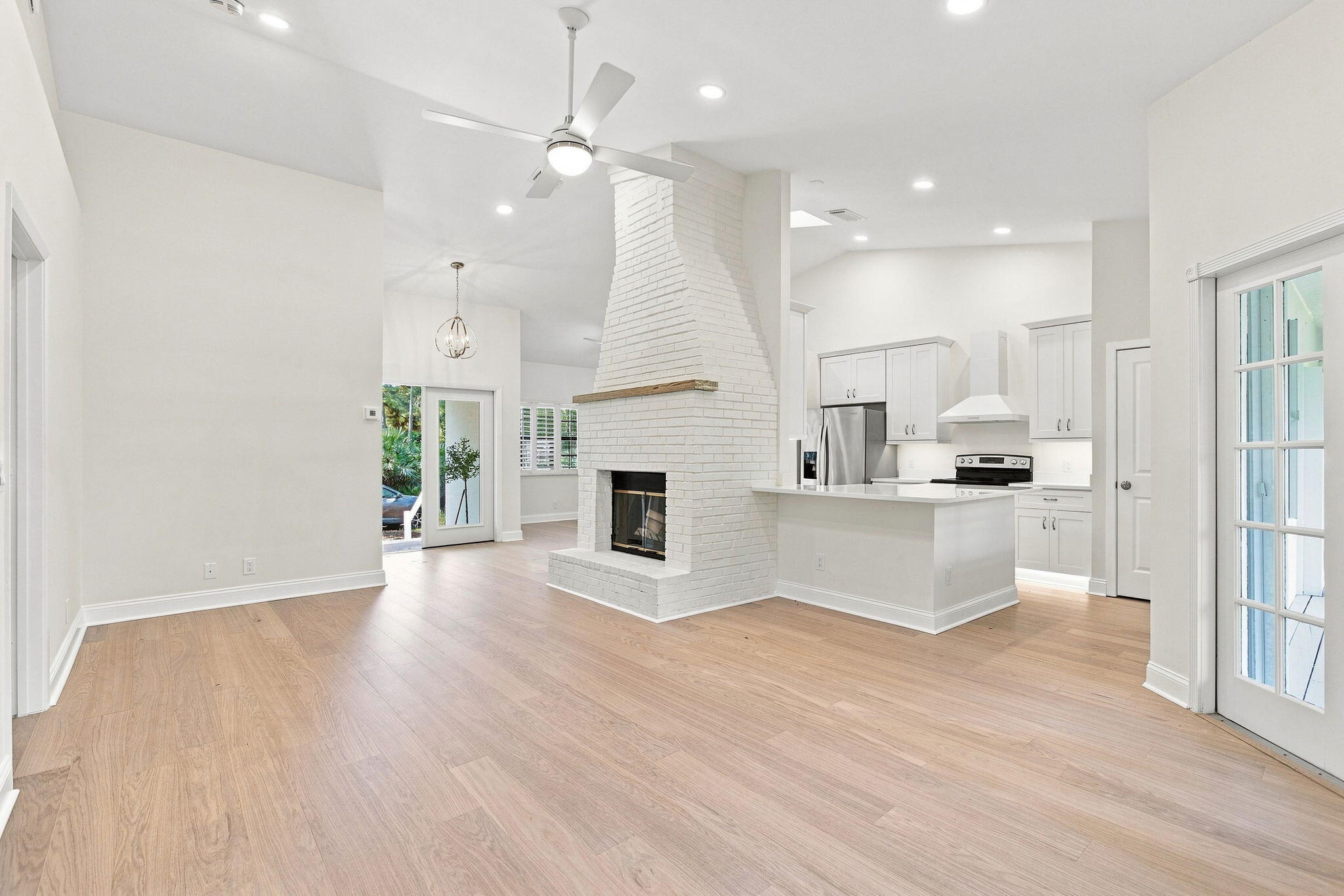 10681 154th Road N