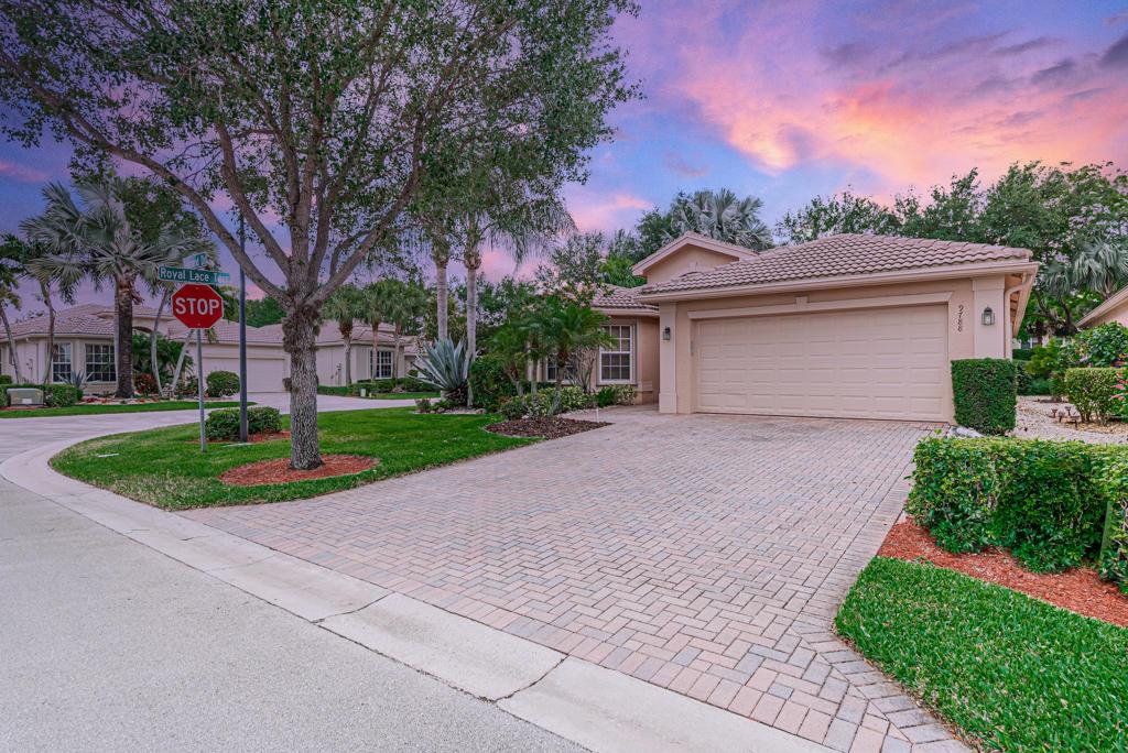 VALENCIA SHORES - Residential