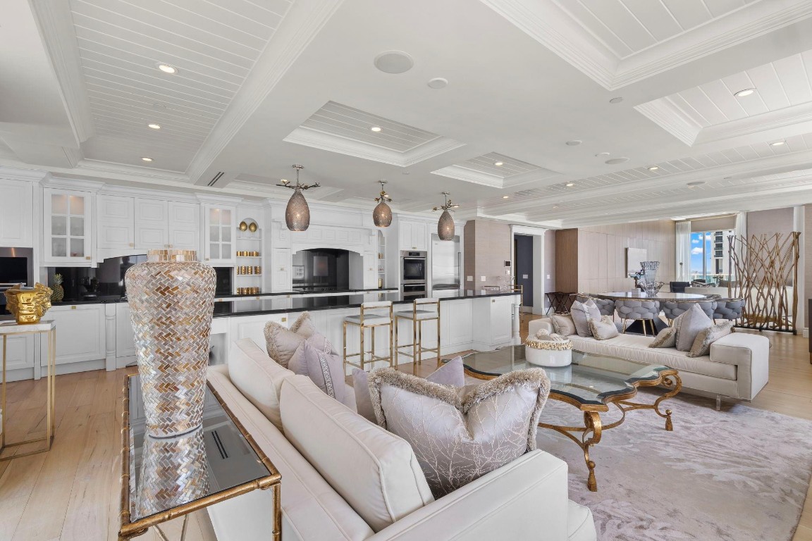 350 LAS OLAS PLACE - Residential