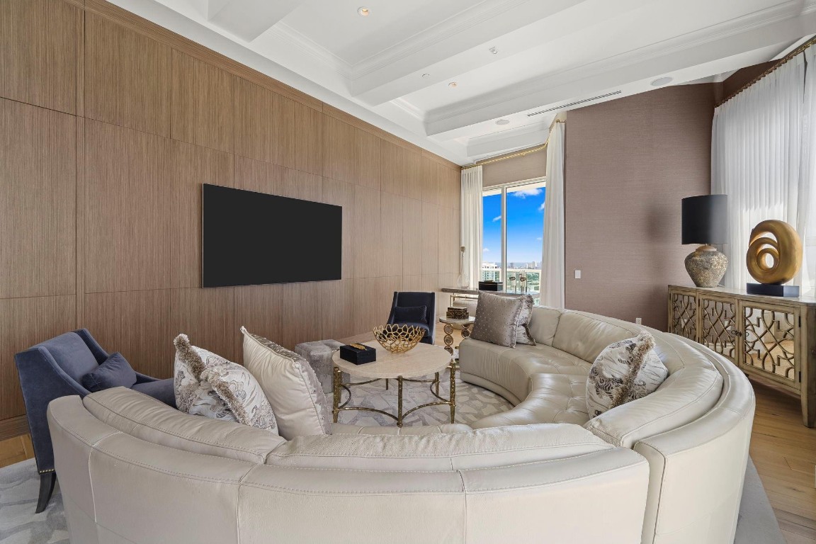350 LAS OLAS PLACE - Residential