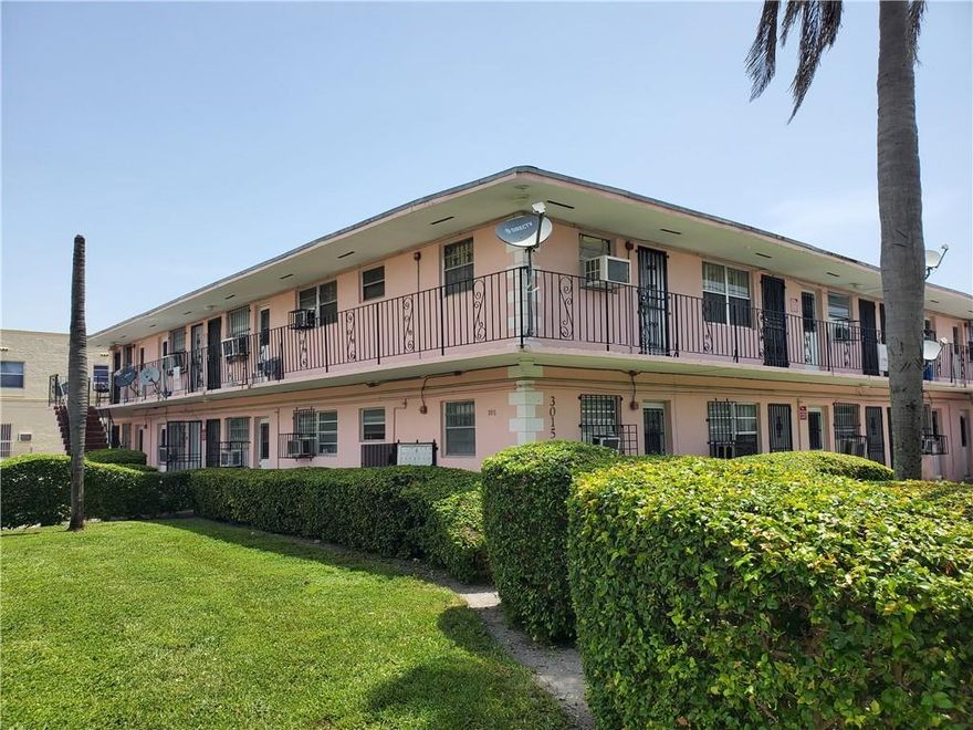 One bedroom One bathroom with stainless steel appliances, large walkin closet, off street parking and onsite laundry water and garbage are included only 1st and security for approved tenants. Tenant Application Required One bedroom One bathroom with stainless steel appliances, large walkin closet, off street parking and onsite laundry water and garbage are included only 1st and security for approved tenants. Tenant Application Required