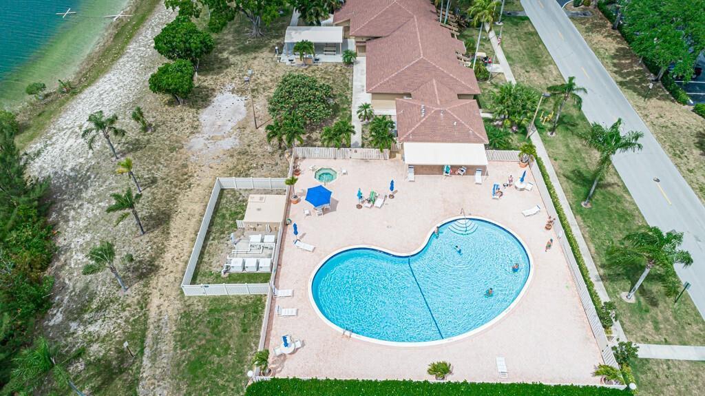 WATERS EDGE TOWERS CONDO - Residential