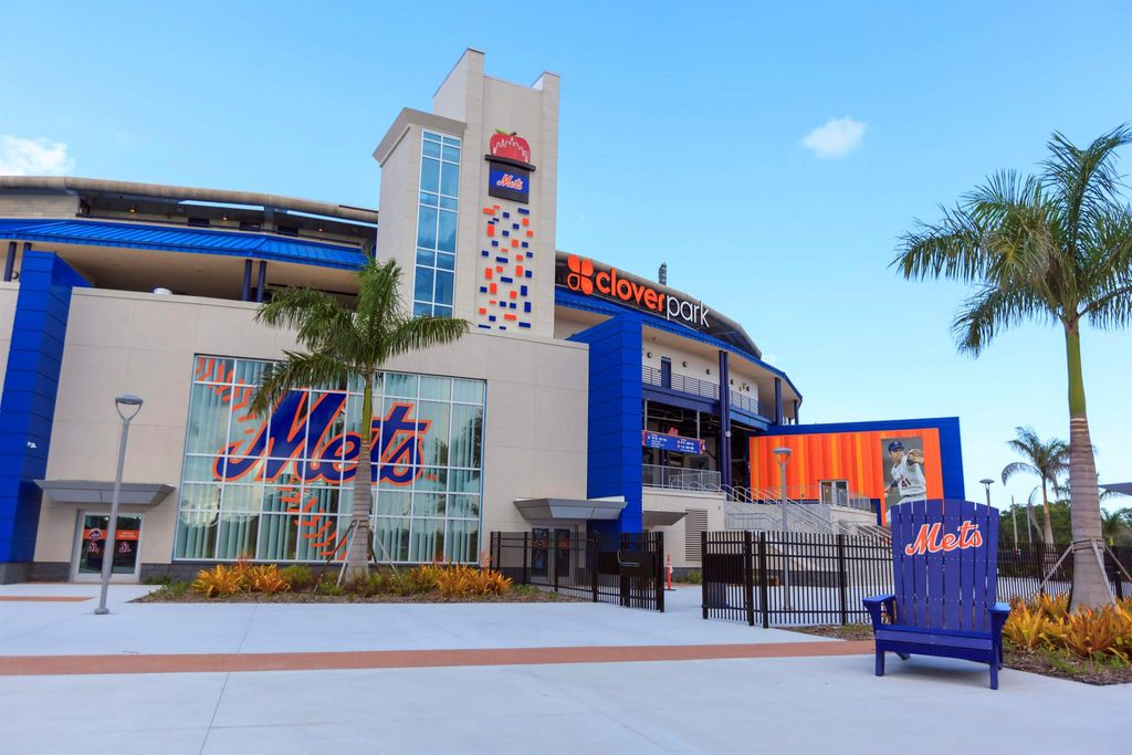 Photo of 165 SW Amesbury Avenue, Port Saint Lucie, FL 34953 (MLS # R11030058)