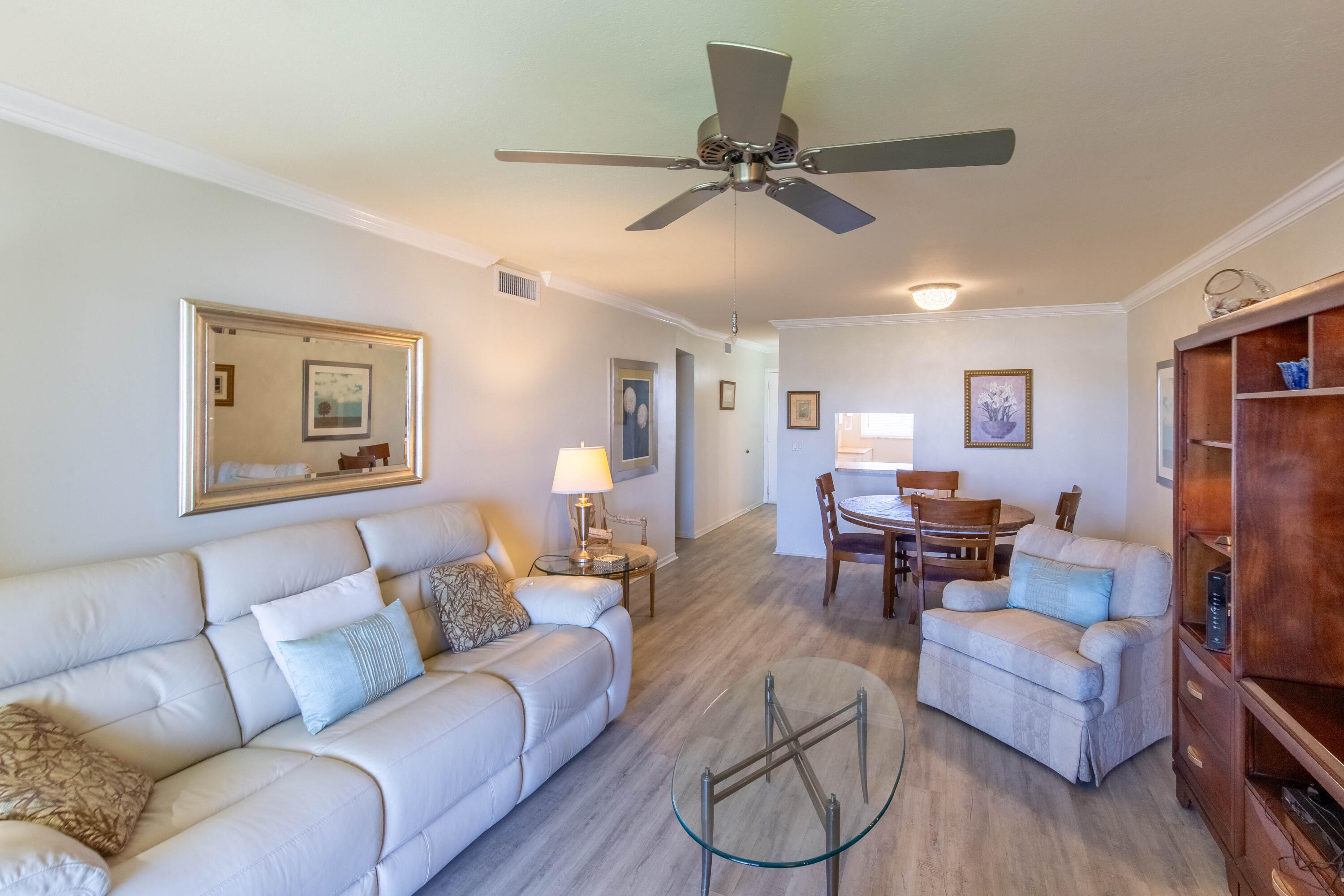 VILLAGE ROYALE ON THE GREEN CONDO - Residential