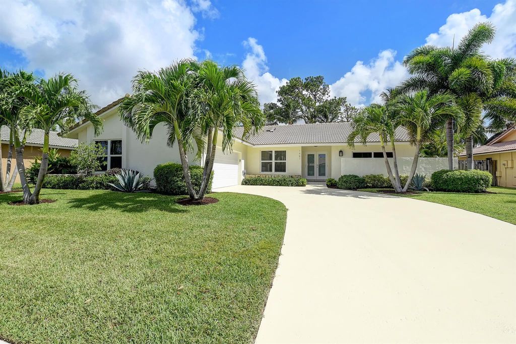 Photo of 1481 SW 20th Street, Boca Raton, FL 33486 (MLS # R11051772)