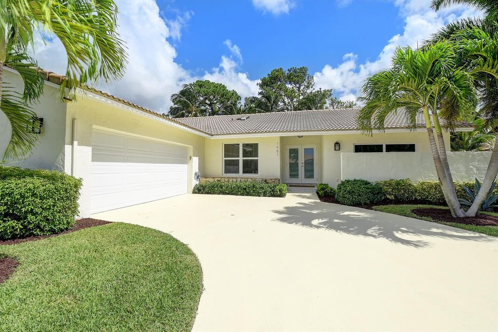 Photo of 1481 SW 20th Street, Boca Raton, FL 33486 (MLS # R11051772)