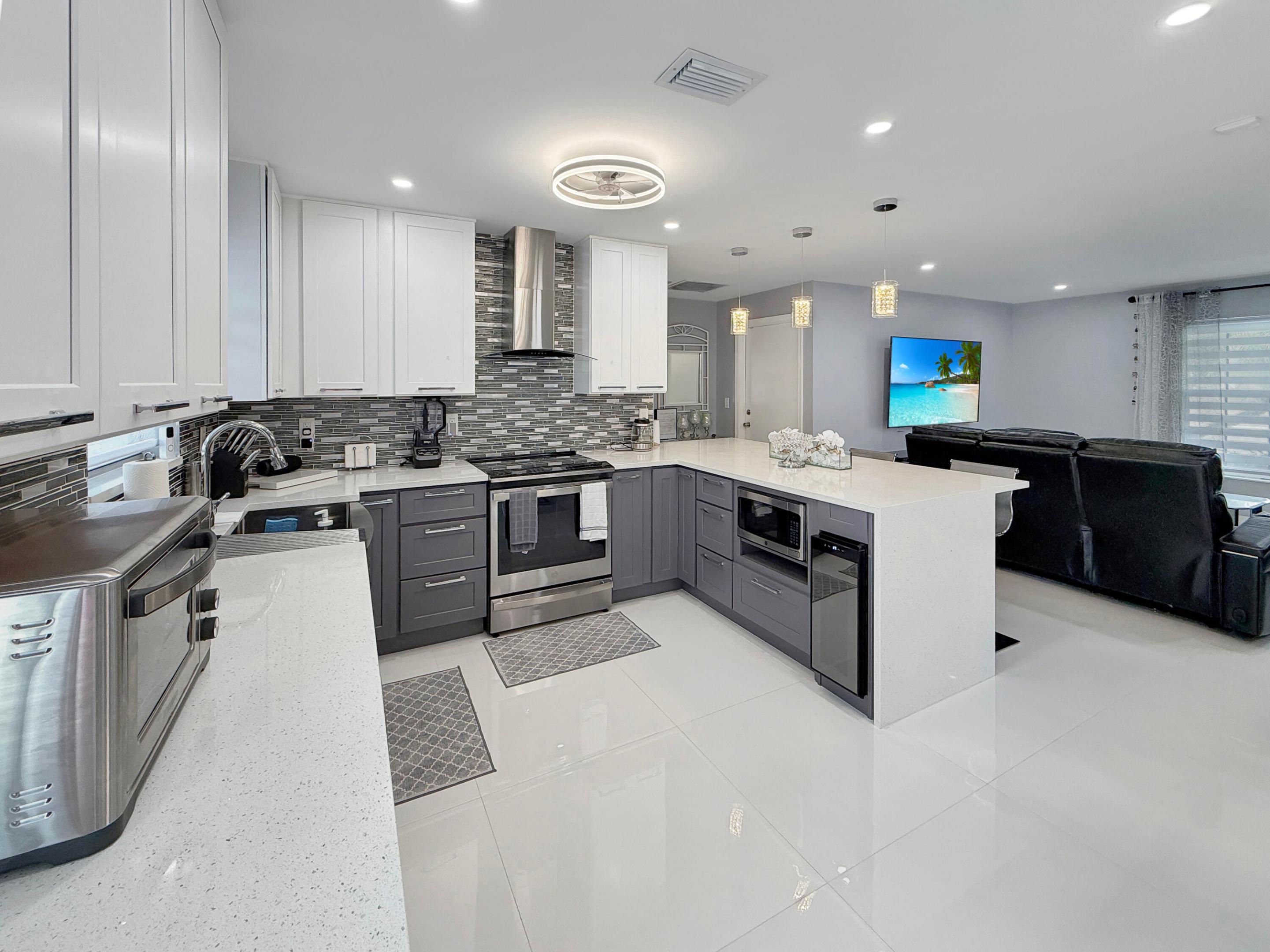 WILLOWS THE FIRST ADD - Residential