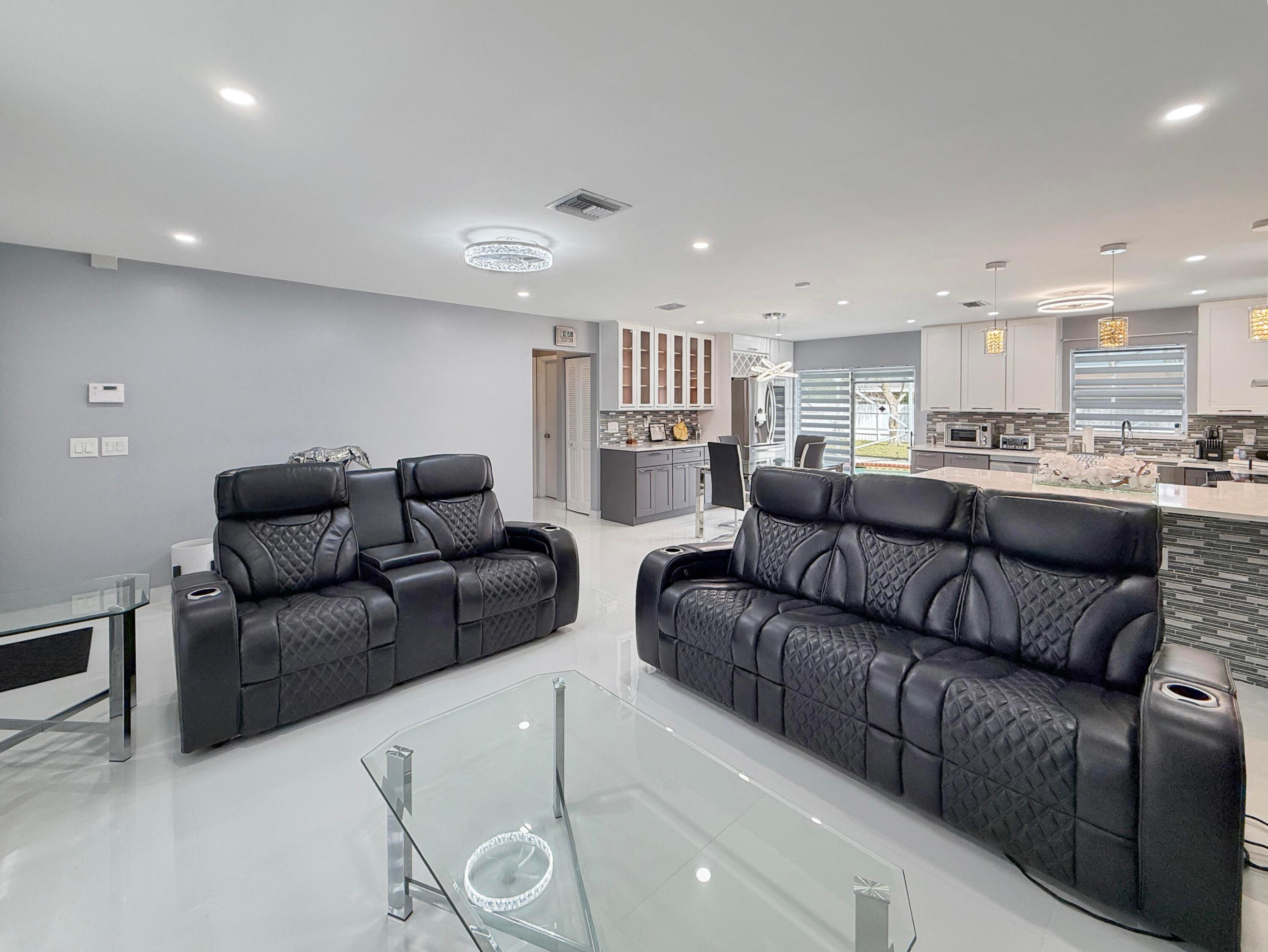 WILLOWS THE FIRST ADD - Residential