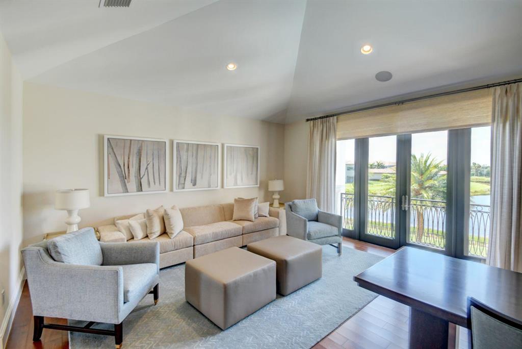 seven bridges - Residential