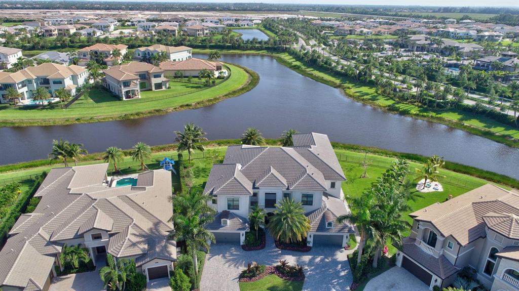 seven bridges - Residential