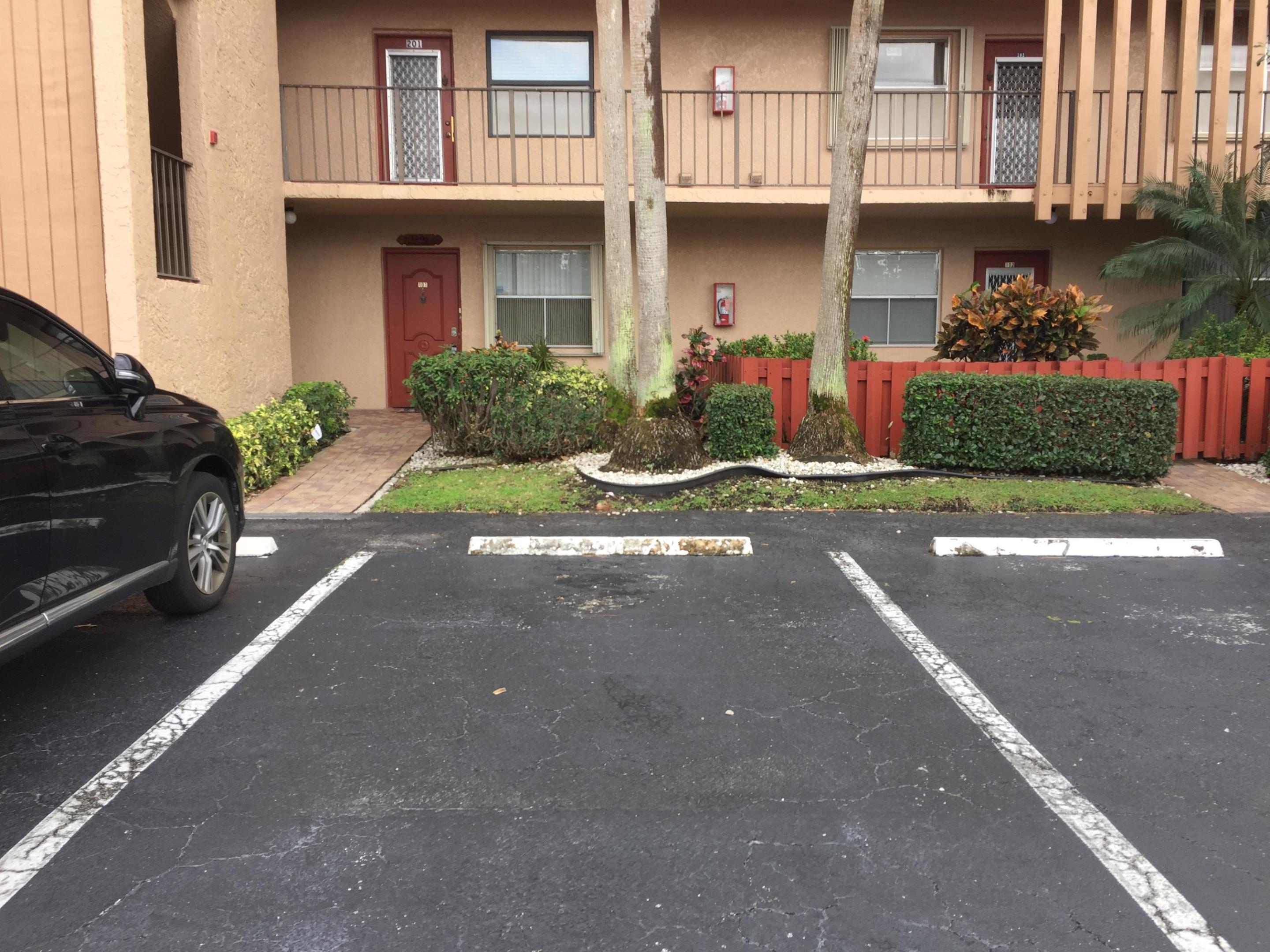 PALM LAKES CONDO - Residential