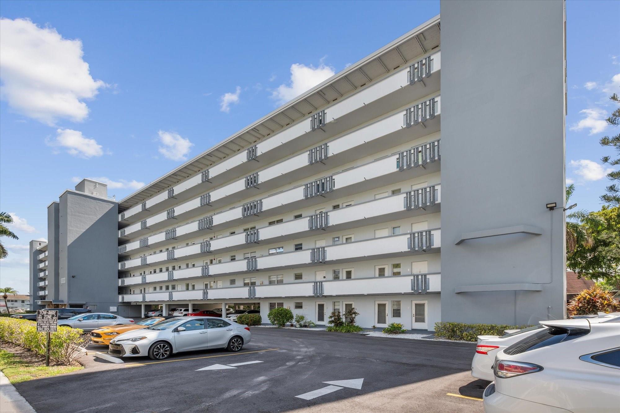 1000 NE 14th Ave 211