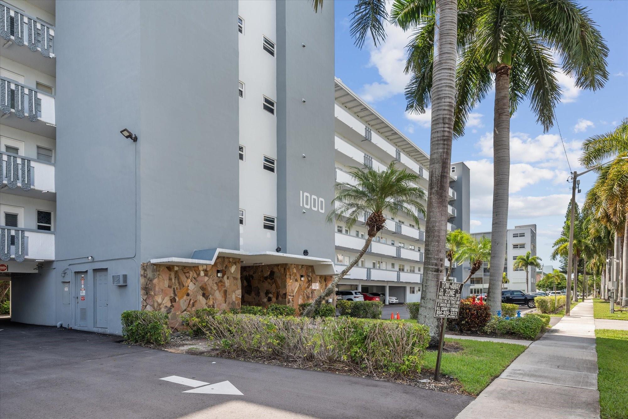 1000 NE 14th Ave 211