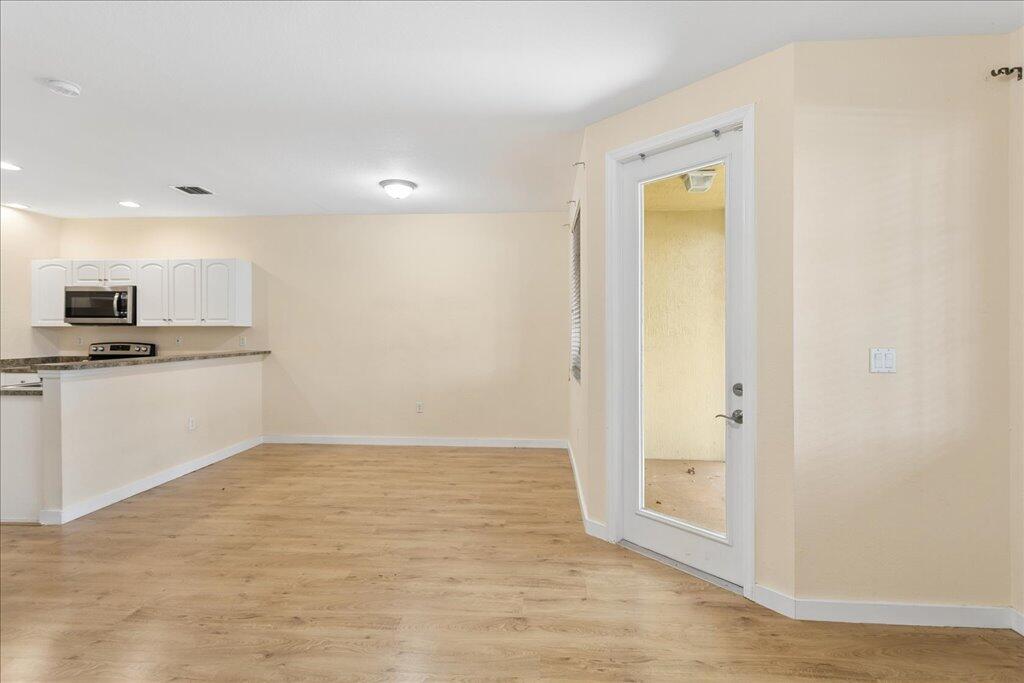 6036 SW 19th Place