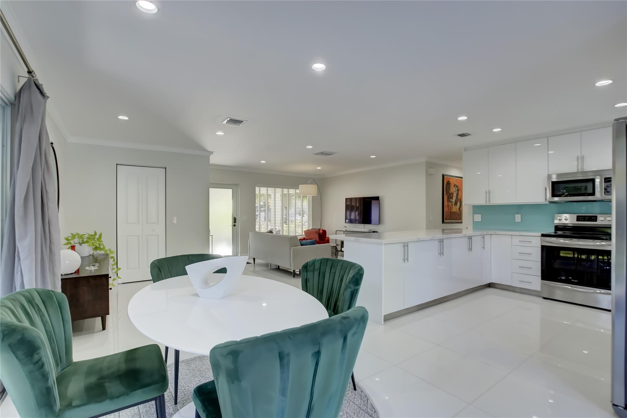 Oakland Park 2-38 B - Residential