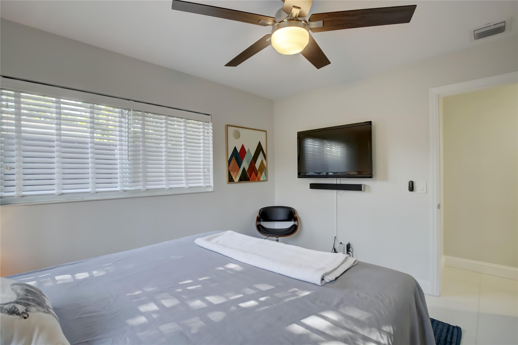 Oakland Park 2-38 B - Residential