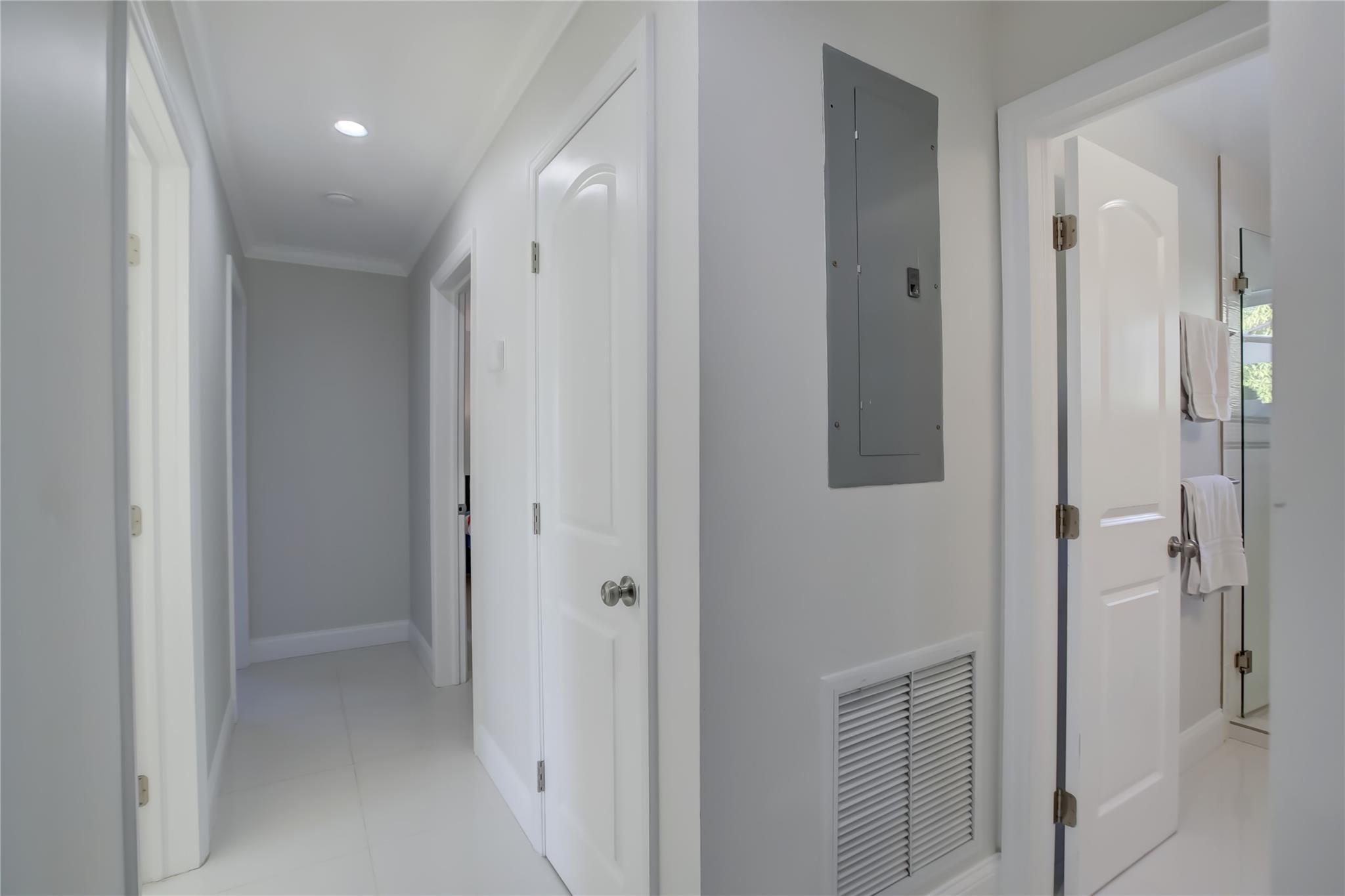Oakland Park 2-38 B - Residential
