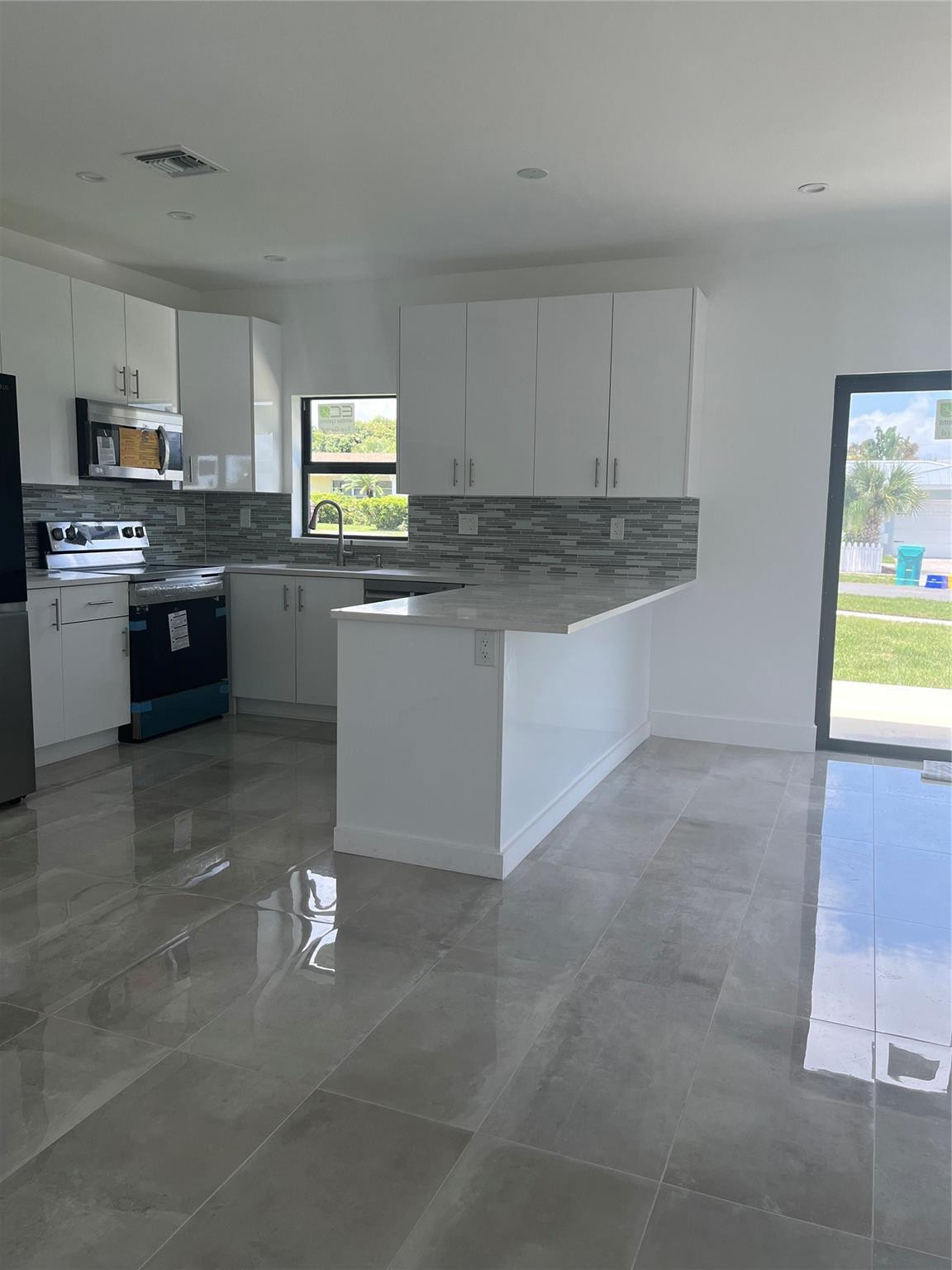 Plat/Dewey Heights - Residential Lease