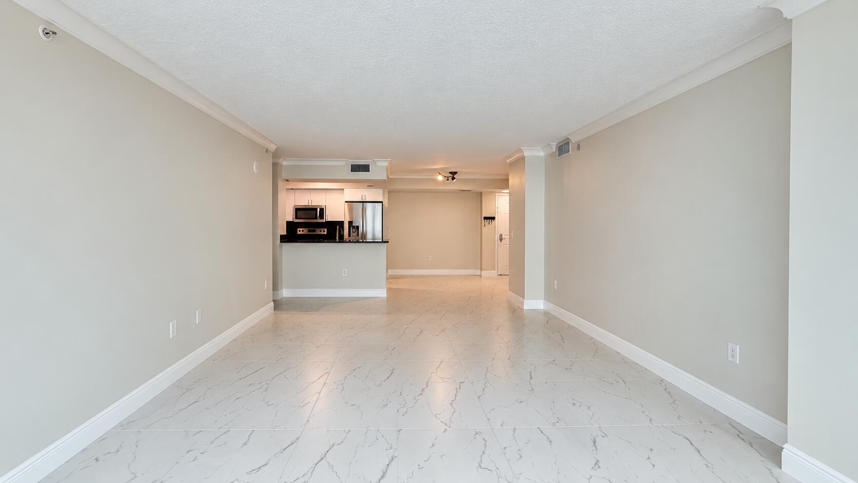 99 SE MIZNER Boulevard 233