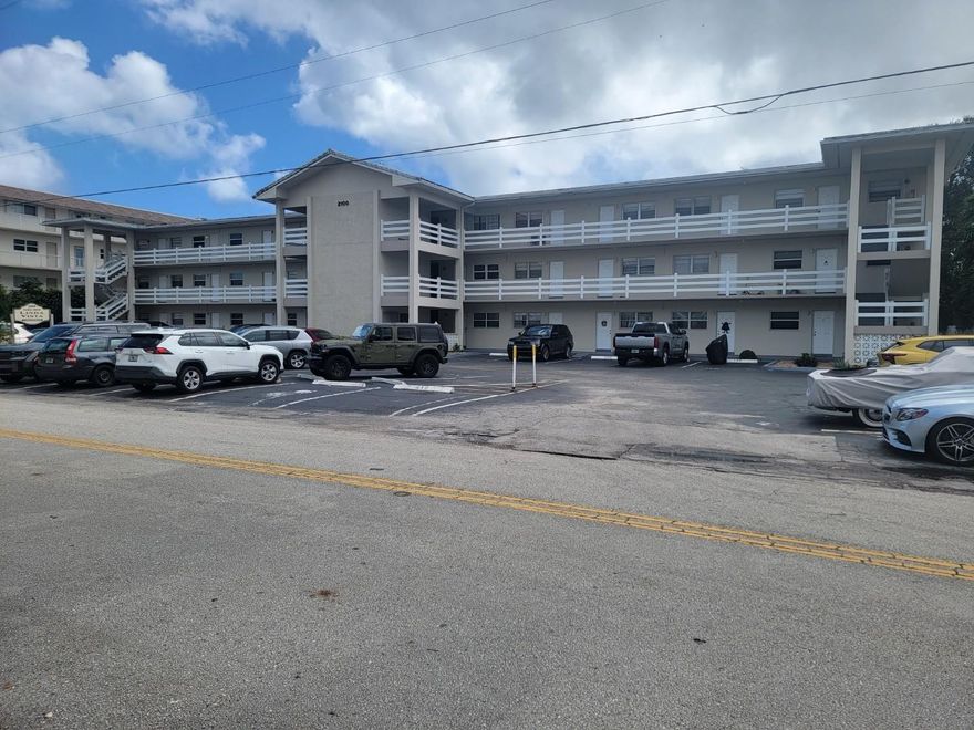 Beautifully remodeled apartment overlooking pool, boat docks and intracoastal. Unit has a new bathroom, tile floors throughout, designer plantation shutters over windows. You will love this first floor unit which is a boutique style low rise building just two blocks to Publix shops and restaurants. Minutes to Gulfstream race trace and I 95. Call Listing agent