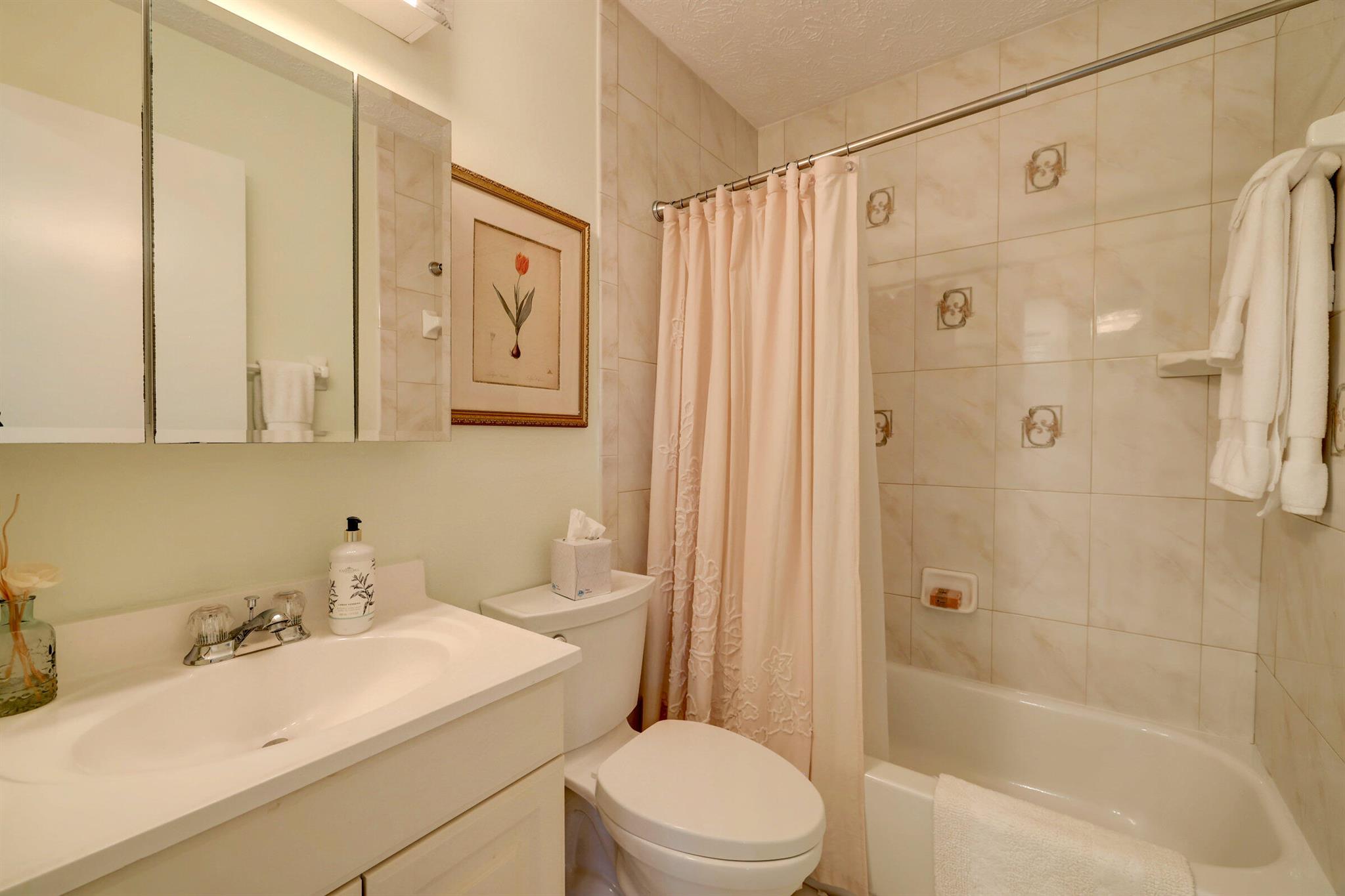 ROCKY POINT ESTATES - Residential