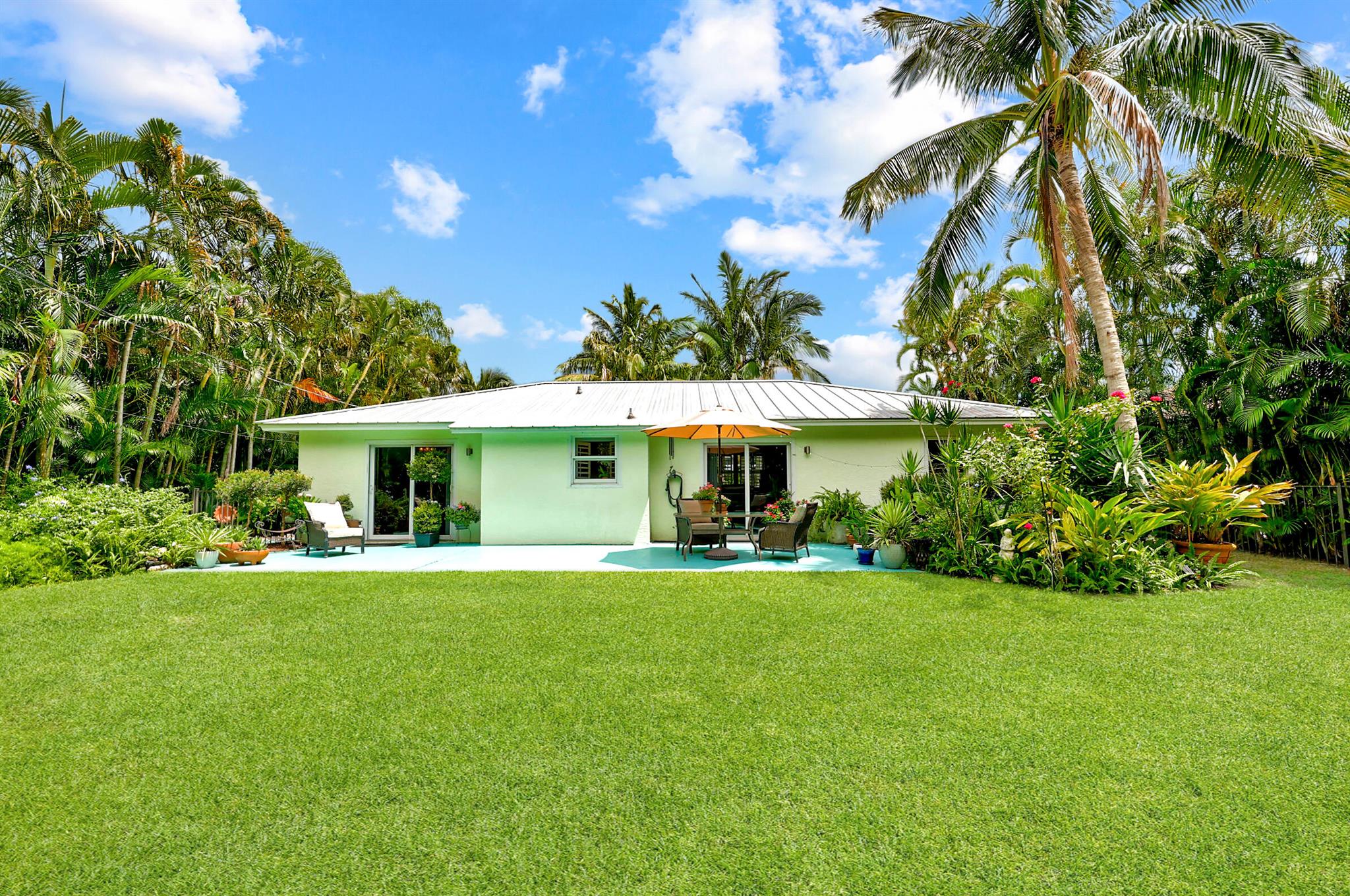 ROCKY POINT ESTATES - Residential