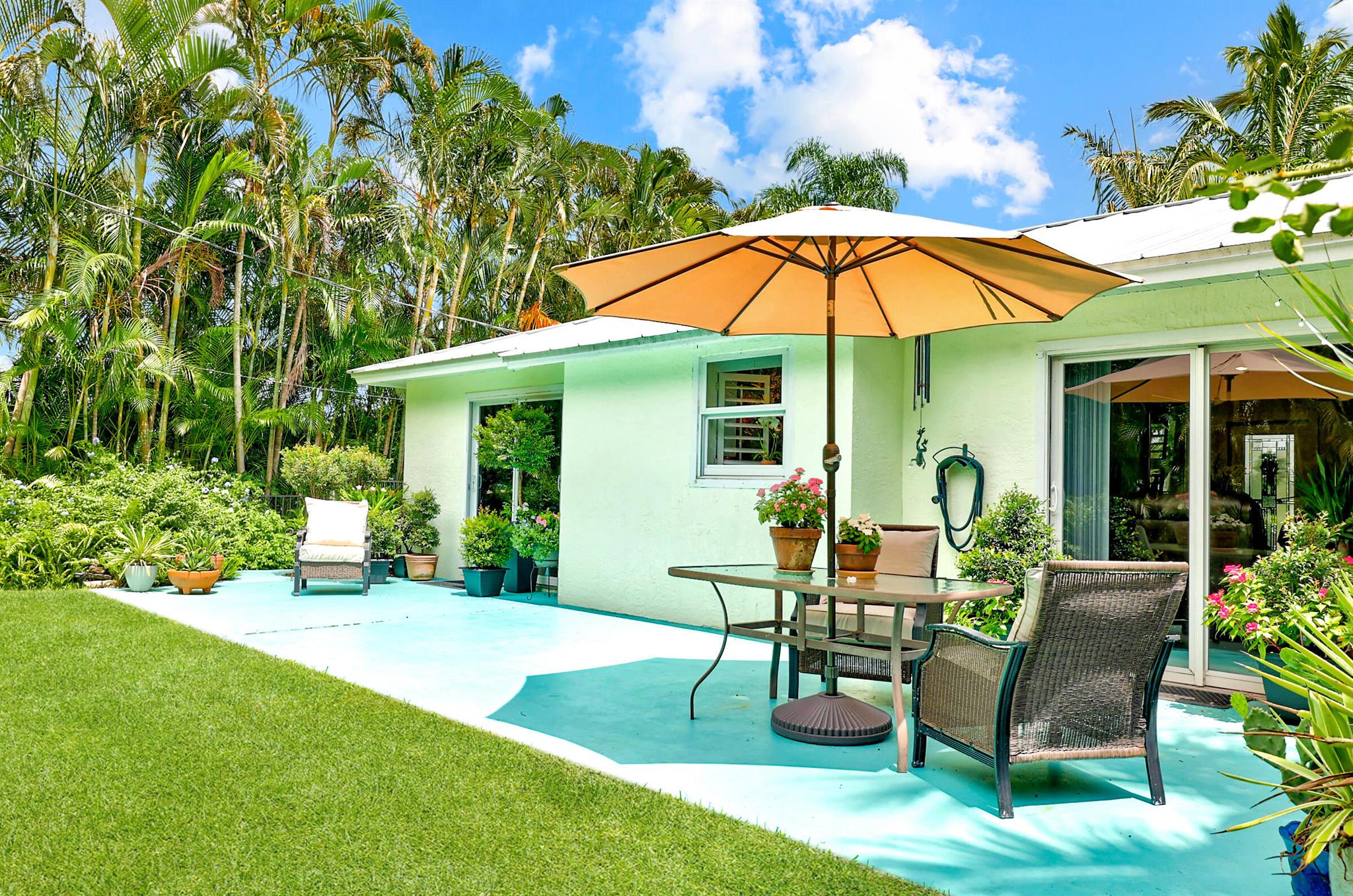 ROCKY POINT ESTATES - Residential