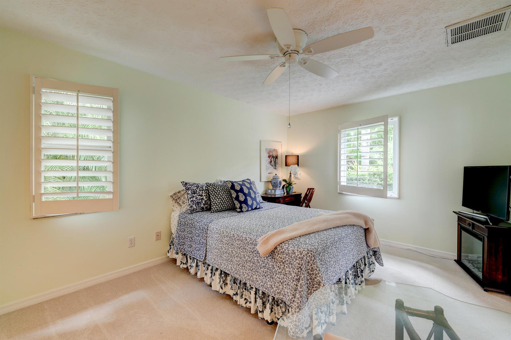 ROCKY POINT ESTATES - Residential