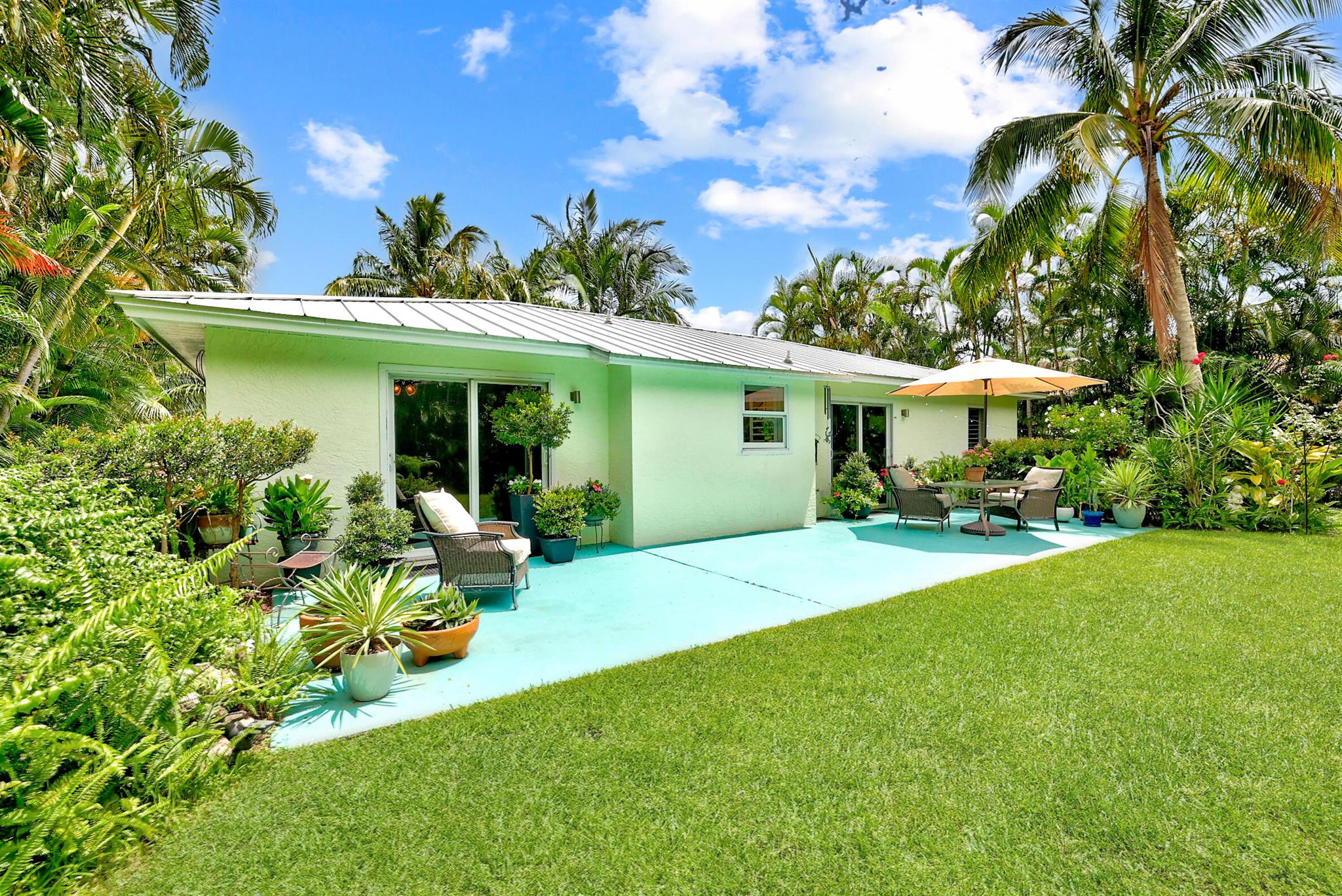 ROCKY POINT ESTATES - Residential