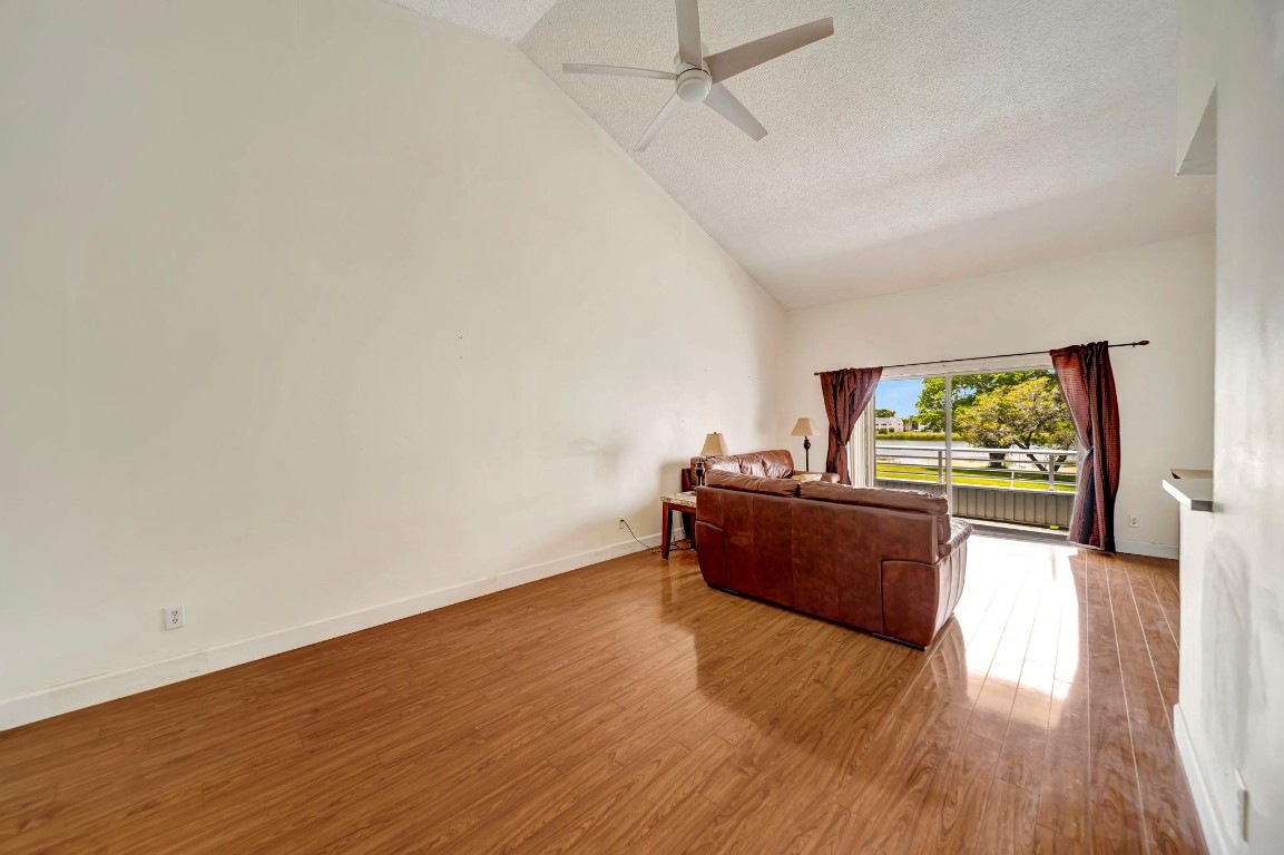 Summer Lake - Residential